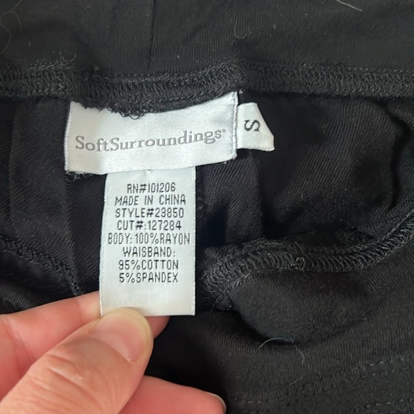 Soft Surroundings Black Linen Blend Cargo Pants - Picture 2 of 5